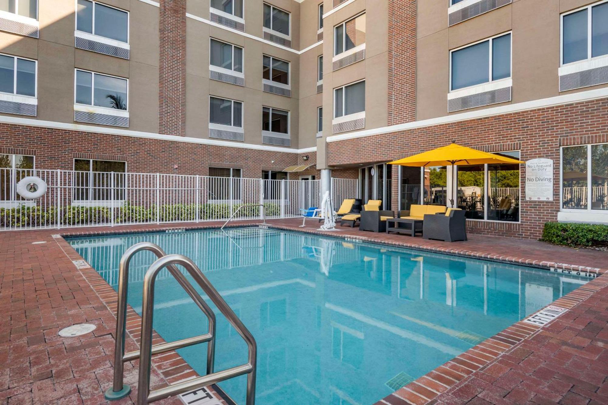 Cambria Hotel Ft Lauderdale, Airport South & Cruise Port Dania Beach Ngoại thất bức ảnh